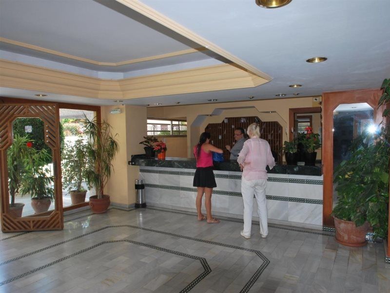 Apartamento Jardines Del Mar Marbella Exterior foto